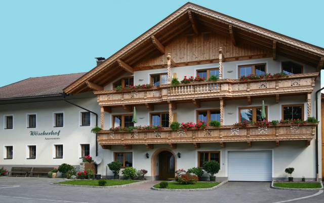 Ferienwohnung in Uderns im Zillertal vom Hotel Wöscherhof